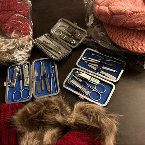 European Head Wear For The Upcoming Winter . Mother Daughter Set.